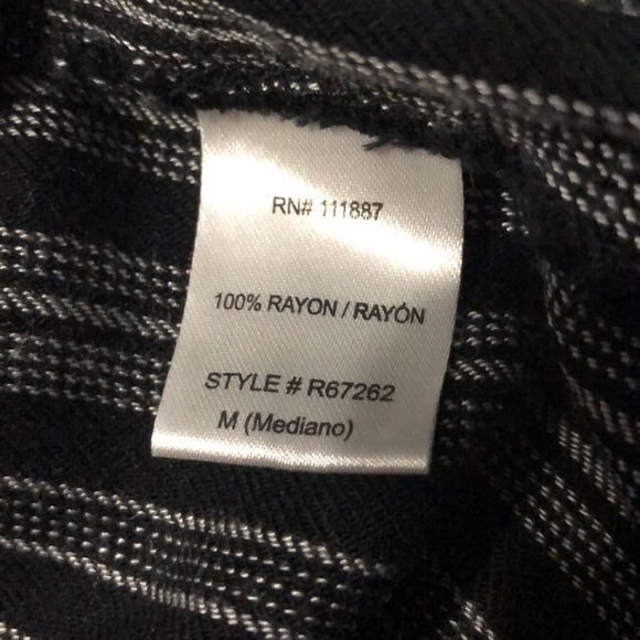 Rokoko Wrap Dress - Picture 8 of 8